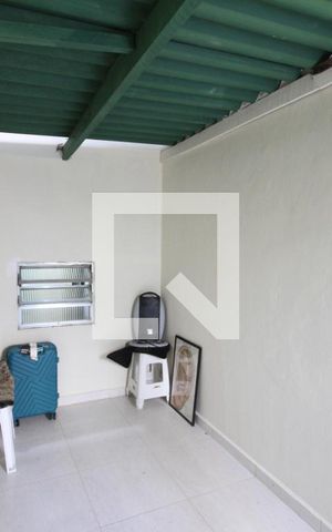 Casa à venda com 140m², 5 quartos e 2 vagasDepósito