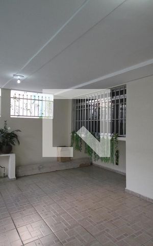 Casa à venda com 140m², 5 quartos e 2 vagasGaragem