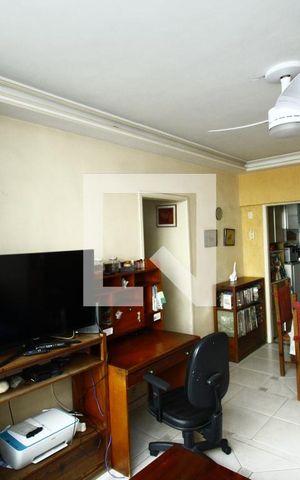 Apartamento à venda com 70m², 3 quartos e sem vagaSala
