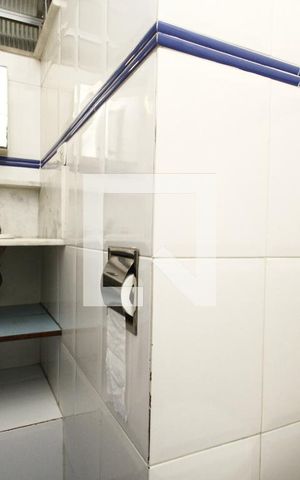 Apartamento à venda com 70m², 3 quartos e sem vagaBanheiro da Suíte