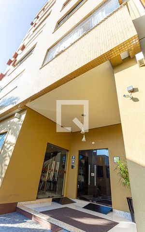 Apartamento para alugar com 77m², 2 quartos e 2 vagas Apartamento para alugar com 77m², 2 quartos e 2 vagasEntrada do prédio