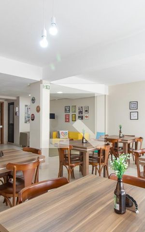 Studio para alugar com 30m², 1 quarto e sem vaga Studio para alugar com 30m², 1 quarto e sem vagaÁrea comum - Salão de festas