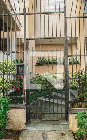 Apartamento à venda com 93m², 3 quartos e 1 vaga Apartamento à venda com 93m², 3 quartos e 1 vagaFachada