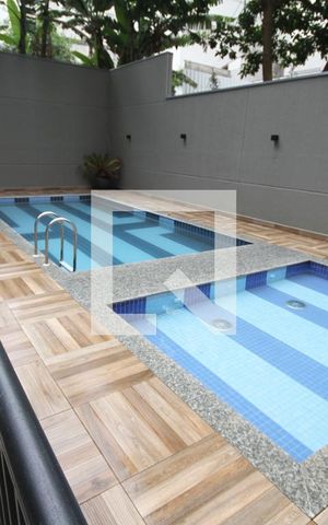 Apartamento para alugar com 33m², 1 quarto e sem vagaPiscina