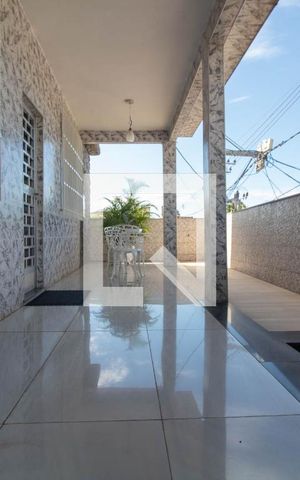 Casa para alugar com 600m², 3 quartos e 4 vagasFachada