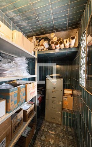 Casa à venda com 272m², 3 quartos e 3 vagasBanheiro de Serviço