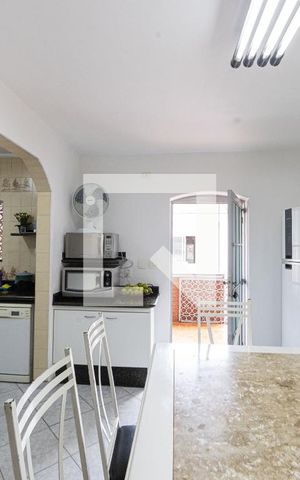 Casa à venda com 272m², 3 quartos e 3 vagasCozinha