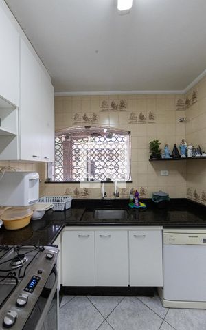 Casa à venda com 272m², 3 quartos e 3 vagasCozinha