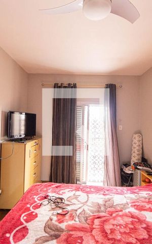 Casa à venda com 272m², 3 quartos e 3 vagasQuarto 2