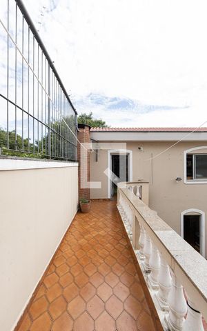 Casa à venda com 272m², 3 quartos e 3 vagasÁrea de Serviço