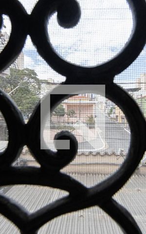 Casa à venda com 272m², 3 quartos e 3 vagasSuite