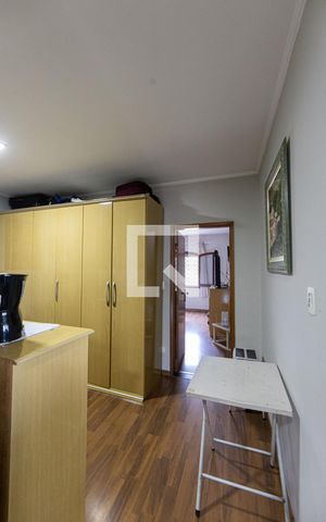 Casa à venda com 272m², 3 quartos e 3 vagasCorredor