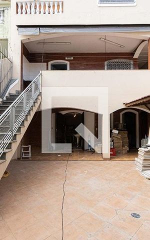 Casa à venda com 272m², 3 quartos e 3 vagasÁrea Externa