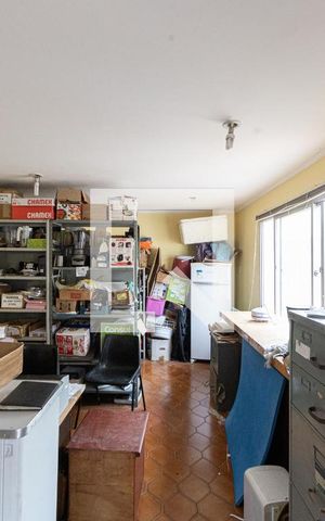 Casa à venda com 272m², 3 quartos e 3 vagasQuarto de Serviço