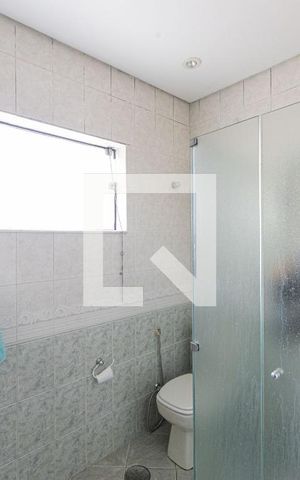 Casa à venda com 272m², 3 quartos e 3 vagasBanheiro Social