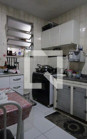 Apartamento à venda com 70m², 2 quartos e sem vagaCozinha