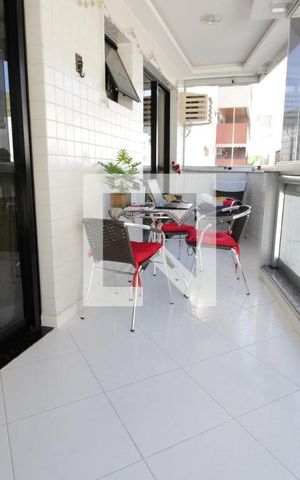 Apartamento à venda com 95m², 3 quartos e 2 vagasVaranda Sala