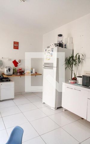 Casa à venda com 150m², 2 quartos e 1 vaga Casa à venda com 150m², 2 quartos e 1 vagaCozinha