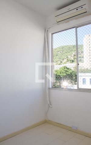 Apartamento à venda com 60m², 2 quartos e 1 vagaQuarto 01