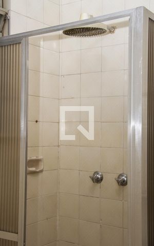 Apartamento à venda com 60m², 2 quartos e 1 vagaBanheiro de Serviço