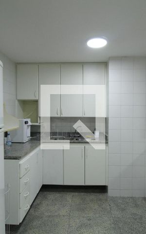Apartamento à venda com 190m², 4 quartos e 4 vagasCozinha