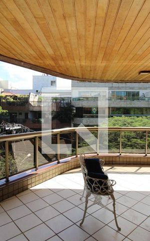 Apartamento à venda com 190m², 4 quartos e 4 vagasVista - Suíte 1