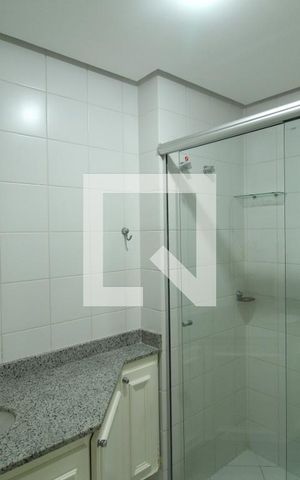 Apartamento à venda com 190m², 4 quartos e 4 vagasBanheiro - Suíte 2