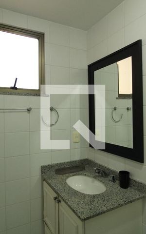 Apartamento à venda com 190m², 4 quartos e 4 vagasBanheiro - Suíte 3