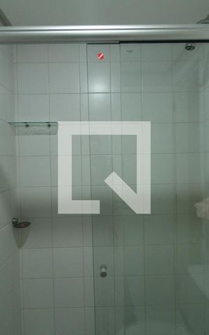 Apartamento à venda com 190m², 4 quartos e 4 vagasBanheiro - Suíte 2