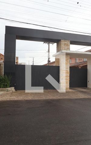 Casa de condomínio para alugar com 74m², 2 quartos e 1 vagaFachada e portaria