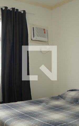 Casa à venda com 200m², 3 quartos e 2 vagasSuíte