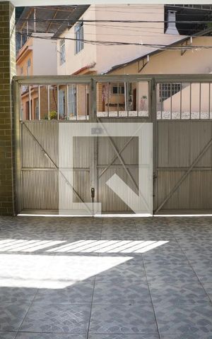 Casa à venda com 200m², 3 quartos e 2 vagasGaragem