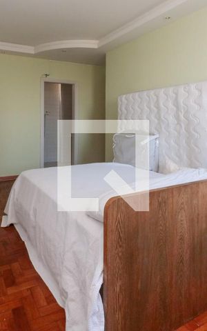Apartamento à venda com 610m², 4 quartos e 3 vagas Apartamento à venda com 610m², 4 quartos e 3 vagasQuarto
