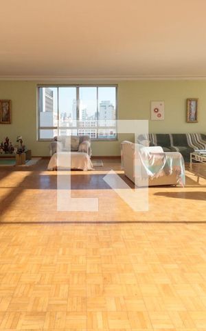 Apartamento à venda com 610m², 4 quartos e 3 vagas Apartamento à venda com 610m², 4 quartos e 3 vagasSala