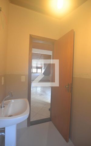 Casa à venda com 238m², 3 quartos e 2 vagasLavabo do Quarto Reversivel