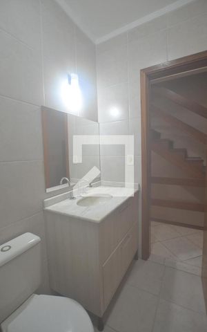 Casa à venda com 238m², 3 quartos e 2 vagasBanheiro