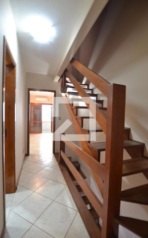 Casa à venda com 238m², 3 quartos e 2 vagasCirculação