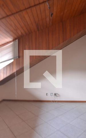 Casa à venda com 238m², 3 quartos e 2 vagasQuarto Reversivel com lavabo e Varanda