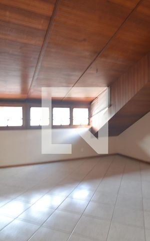 Casa à venda com 238m², 3 quartos e 2 vagasQuarto Reversivel com lavabo e Varanda