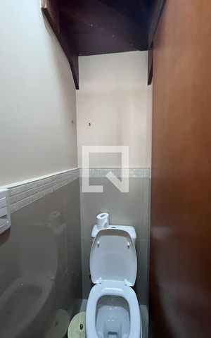 Casa à venda com 238m², 3 quartos e 2 vagasLavabo