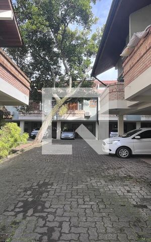 Casa à venda com 238m², 3 quartos e 2 vagasÁrea comum