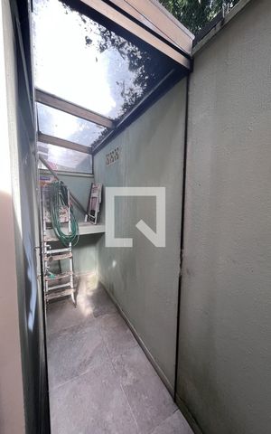Casa à venda com 238m², 3 quartos e 2 vagasÁrea