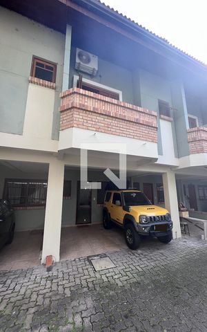 Casa à venda com 238m², 3 quartos e 2 vagasGaragem