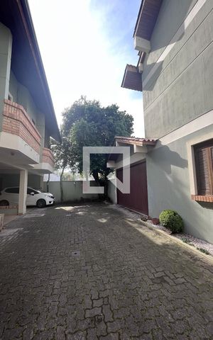 Casa à venda com 238m², 3 quartos e 2 vagasÁrea comum