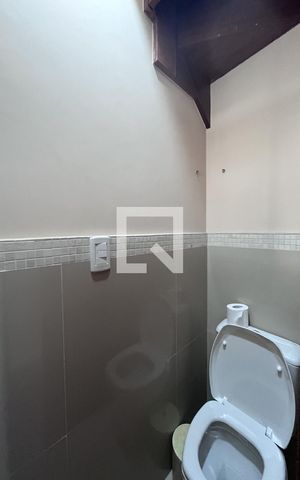 Casa à venda com 238m², 3 quartos e 2 vagasLavabo