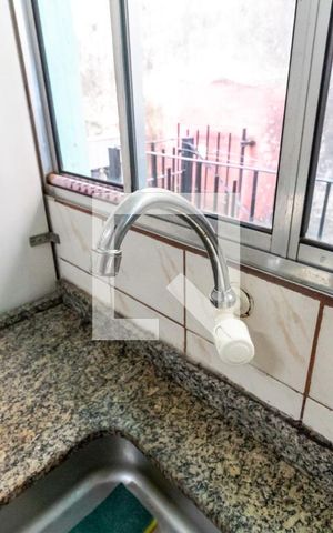 Casa à venda com 250m², 8 quartos e 2 vagas Casa à venda com 250m², 8 quartos e 2 vagasCozinha