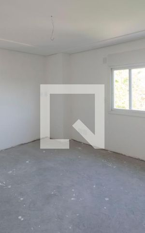 Casa à venda com 297m², 4 quartos e 3 vagas Casa à venda com 297m², 4 quartos e 3 vagasQuarto 4
