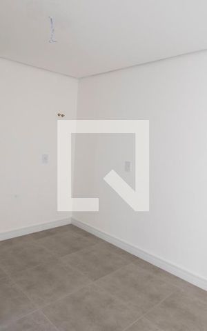 Casa à venda com 297m², 4 quartos e 3 vagas Casa à venda com 297m², 4 quartos e 3 vagasQuarto 1