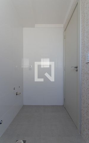 Casa de condomínio para alugar com 278m², 4 quartos e 3 vagasBanheiro da Suíte 1
