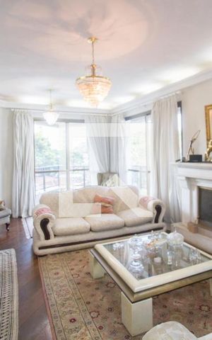Apartamento à venda com 226m², 4 quartos e 3 vagasSala de Estar